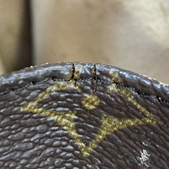 LOUIS VUITTON Poche Toilette 15 Clutch Pouch Bag Monogram Leather M47546 60KA013 - Picture 2 of 16